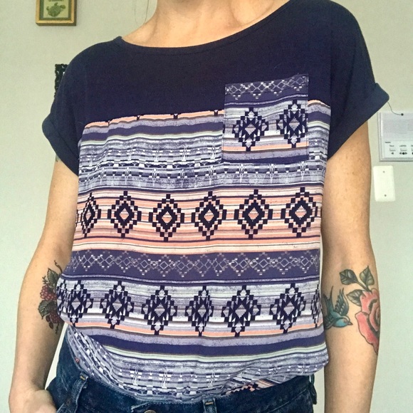 Aztec Top - Picture 2 of 7